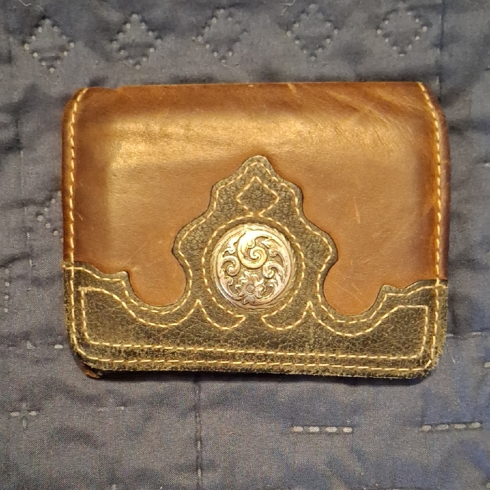 Vintage Style Brown Leather Wallet with Gold Accents